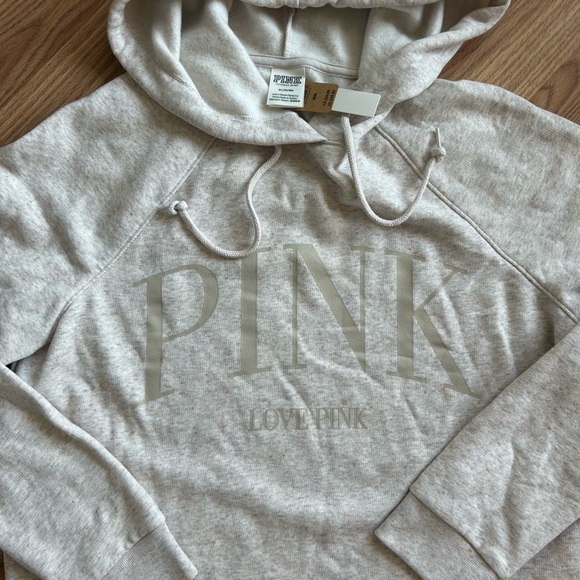 PINK VICTORIA SECRET EVERYDAY FLEECE HOODIE | Medium| New - Picture 3 of 6